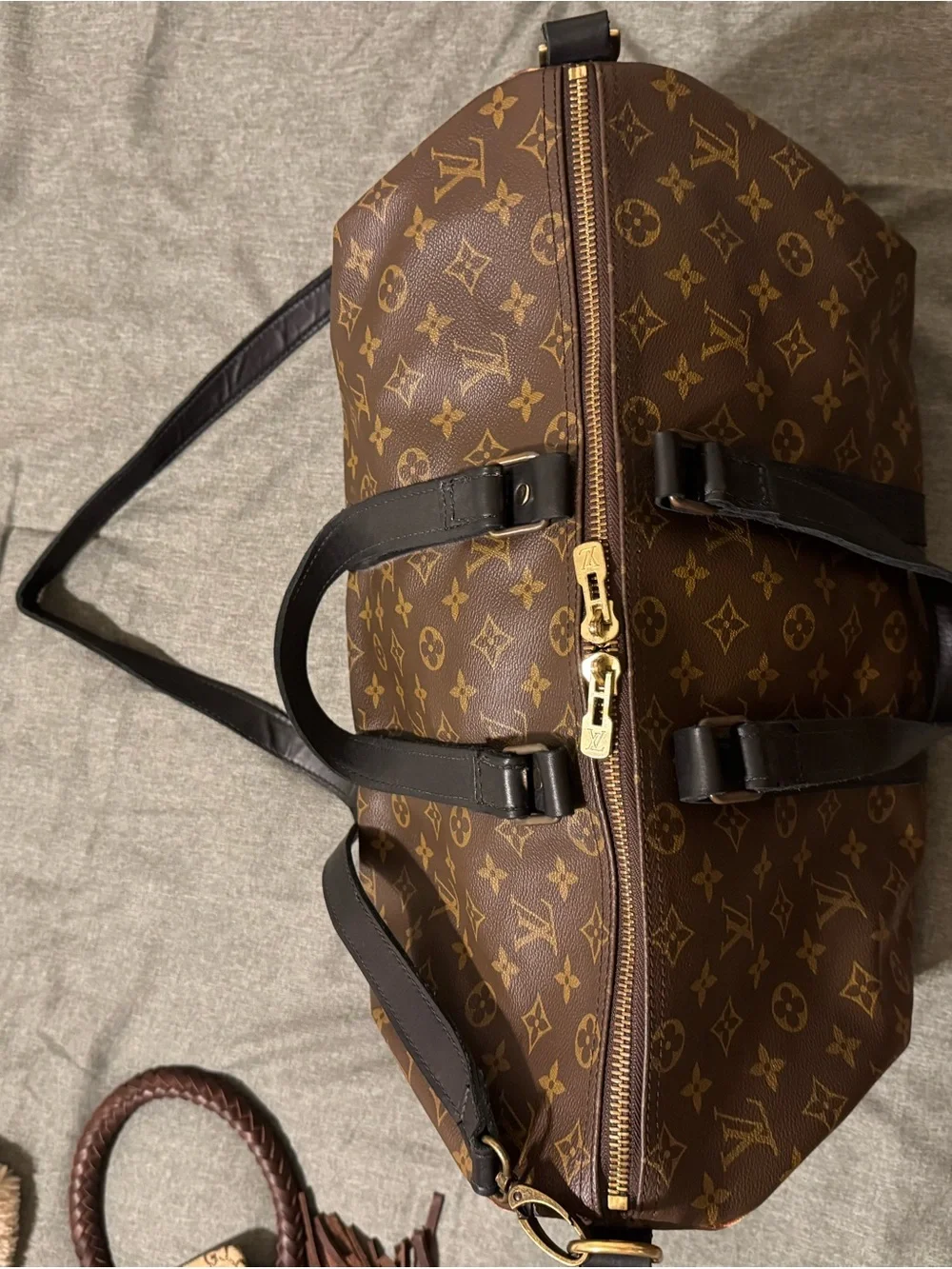 Louis Vuitton Monogram leather duffel bag in classic Brown and Tan